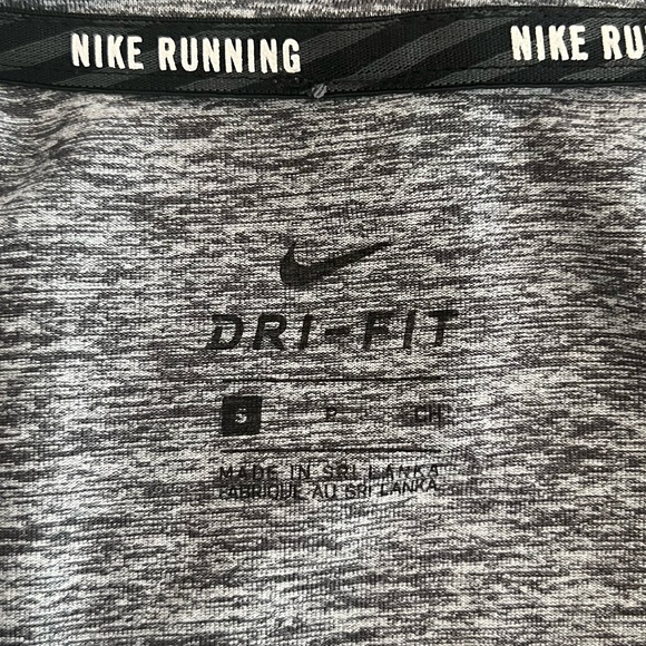 Nike Dri Fit Half Zip - Picture 8 of 9